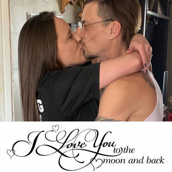 Meet your Posher, Terri - Picture 1 of 1